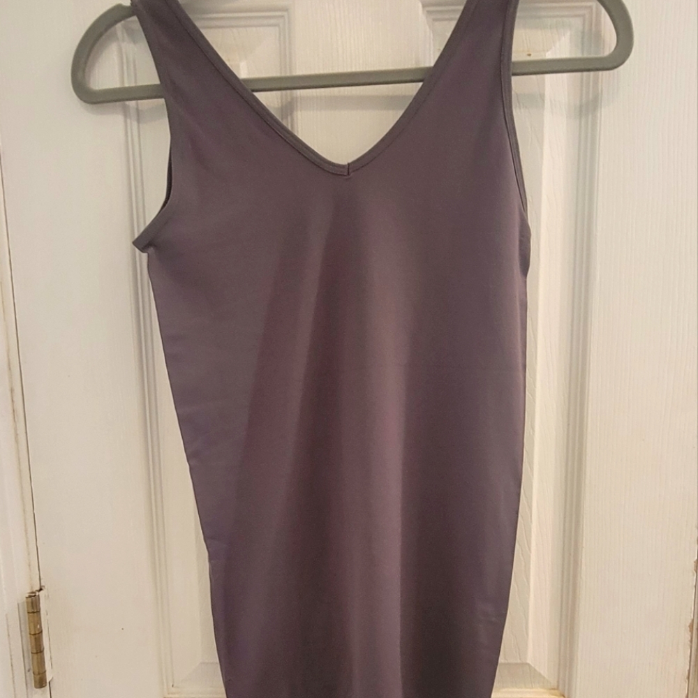 Yelete NWT Reverseable Seamless Tank Top OS 0-14 - Picture 4 of 8